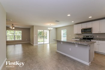 119 Southern Breeze Loop 4 Beds House for Rent - Photo Gallery 5