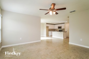 236 Southern Breeze Loop 4 Beds House for Rent - Photo Gallery 4