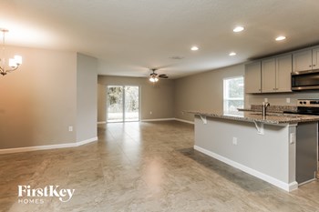 248 Southern Breeze Loop 4 Beds House for Rent - Photo Gallery 3