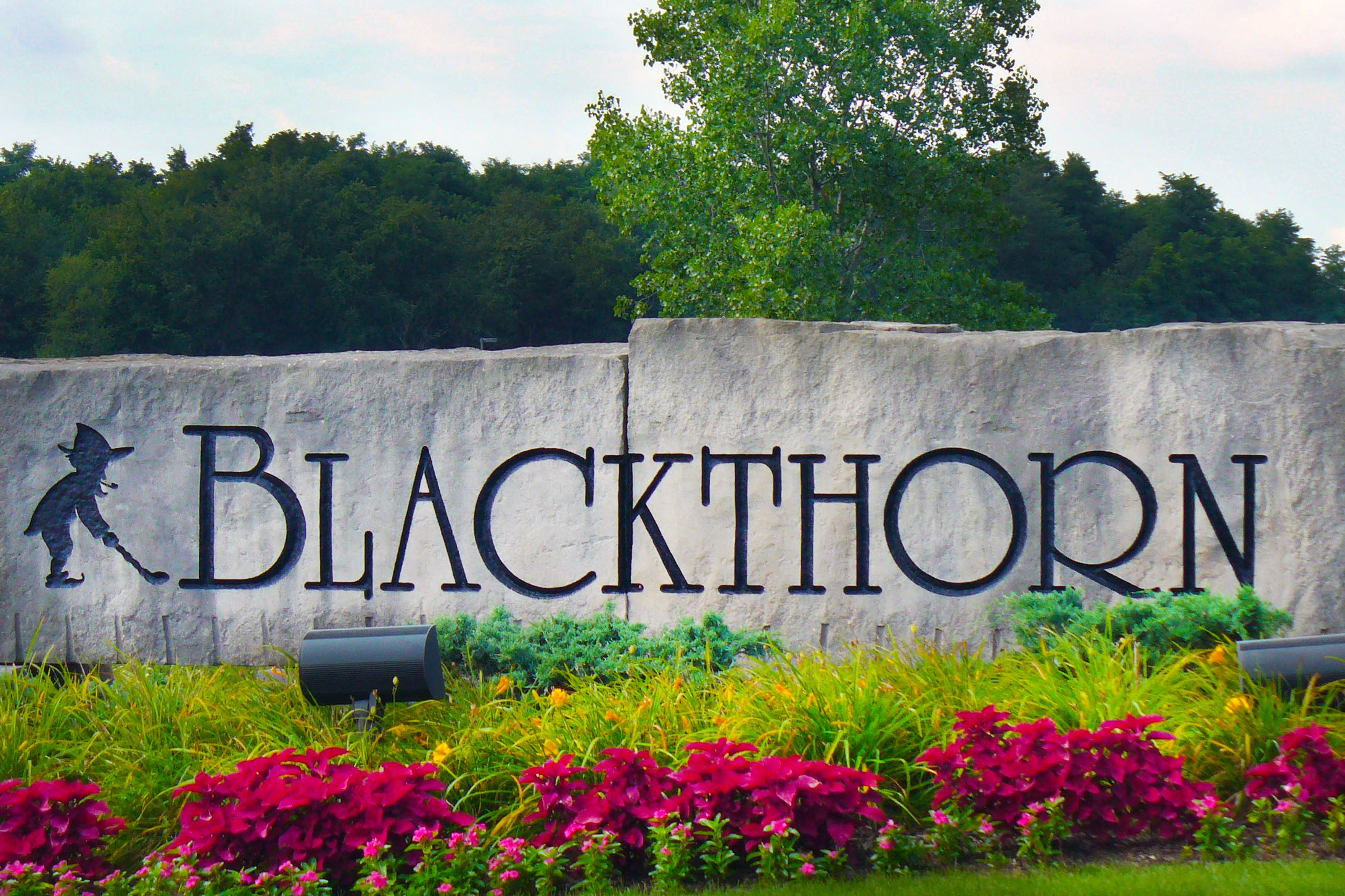 Blackthorn Golf Club (less than 3 miles away)