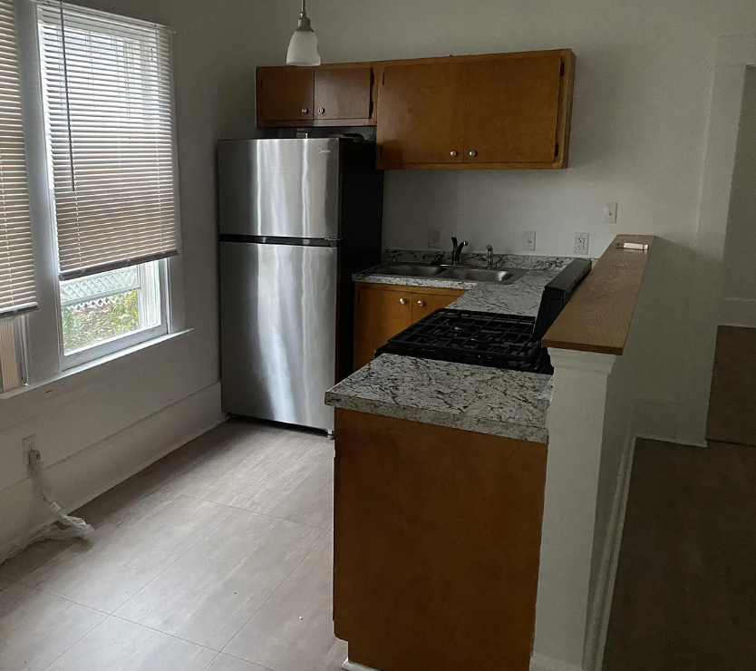 Ellis Street Downtown Augusta Apartments, 212216 Ellis St., Augusta