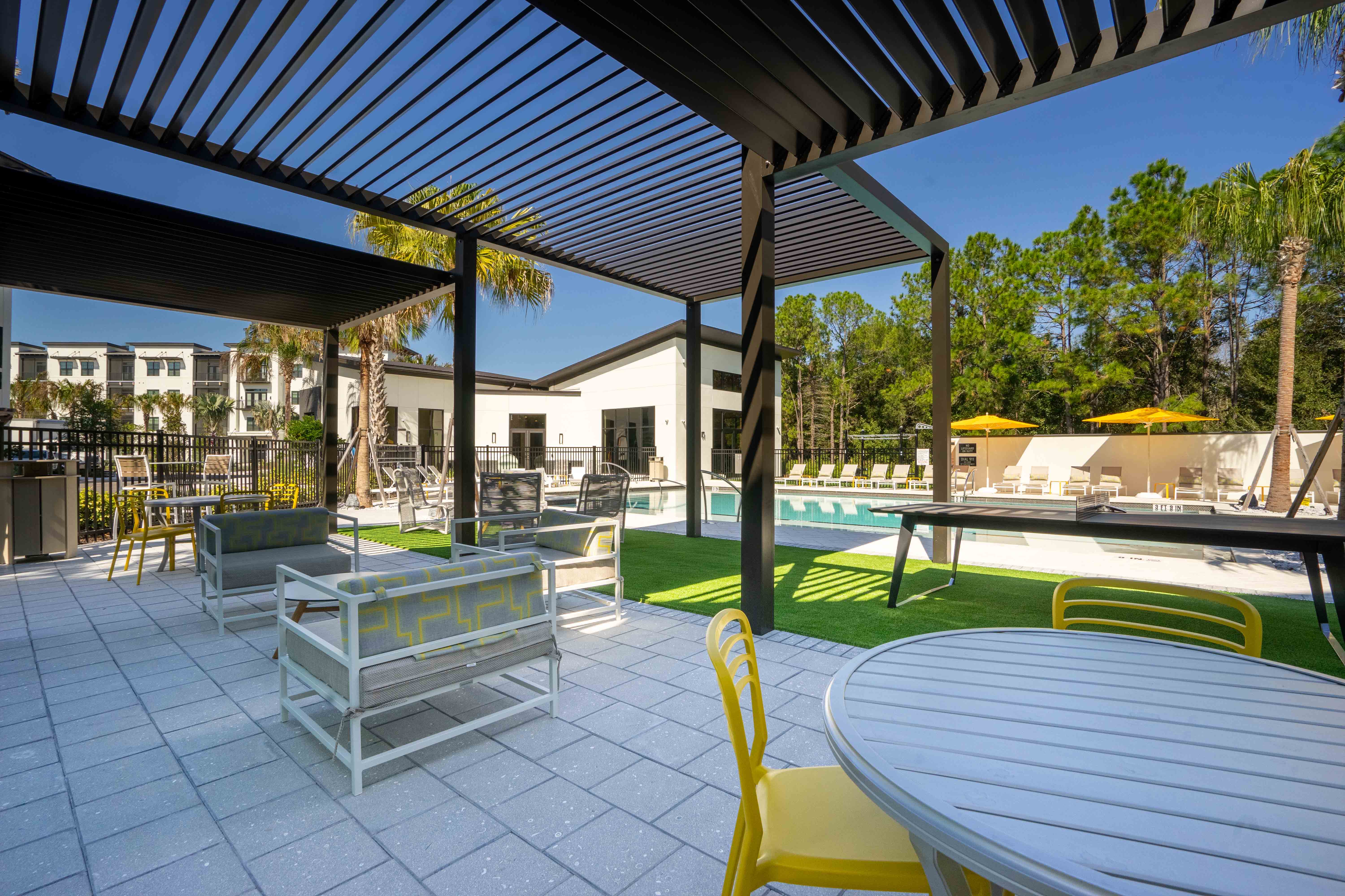 Outdoor Tables and Seating