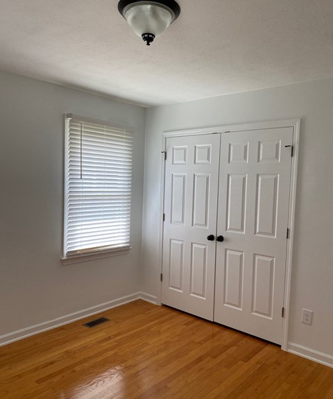 full interior paint of all walls and doors