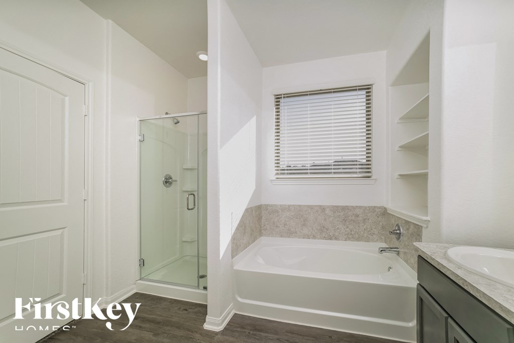 11021 Patriot Court 4 Beds House for Rent - Photo Gallery 11