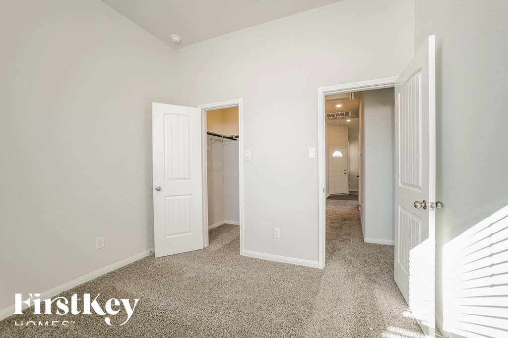 11021 Patriot Court 4 Beds House for Rent - Photo Gallery 13