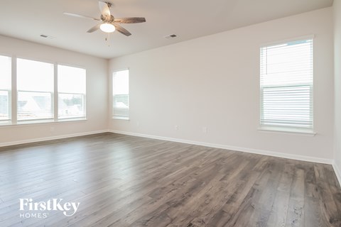 604 Goldburn Way 3 Beds Apartment for Rent