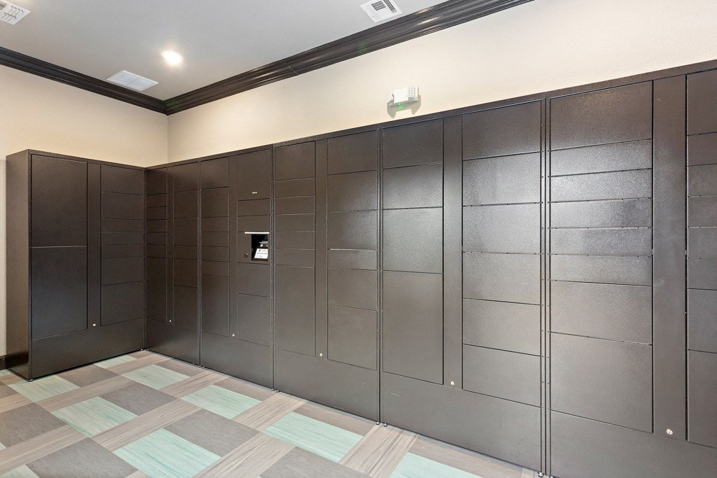 Package Locker at The Vista on Brodie, Austin, 78745