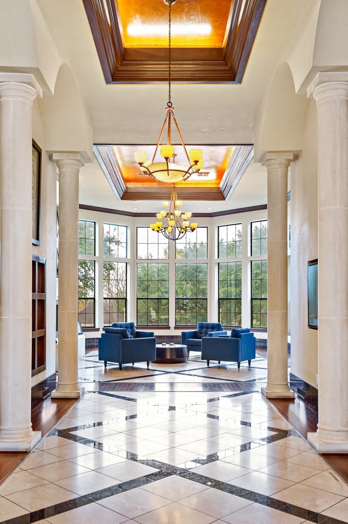 Lounge at The Vista on Brodie, Austin