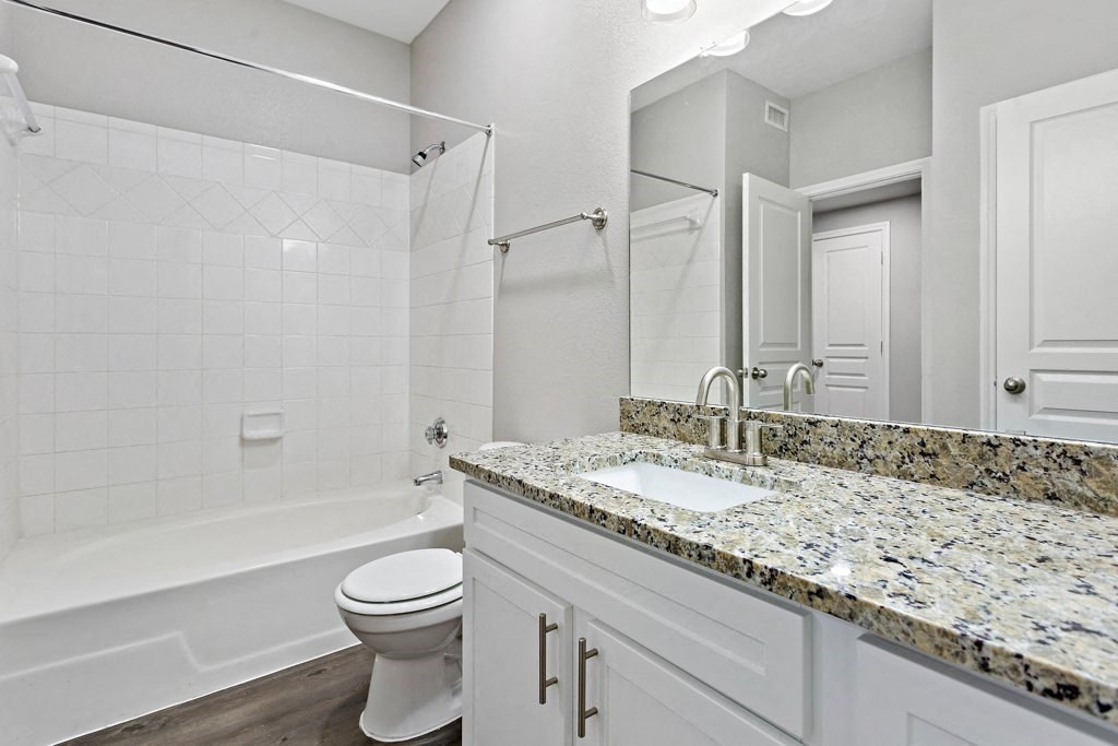 Bathroom With Bathtub at The Vista on Brodie, Austin, Texas