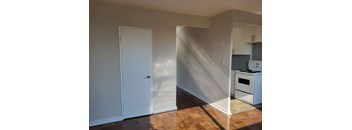 Studio, 1 Bathroom