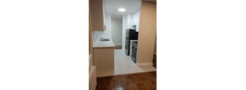 2 Bedrooms, 1 Bathroom