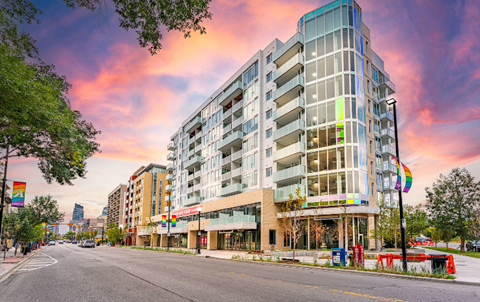209 - 1107 Gladstone Rd NW 1 Apartment for Rent