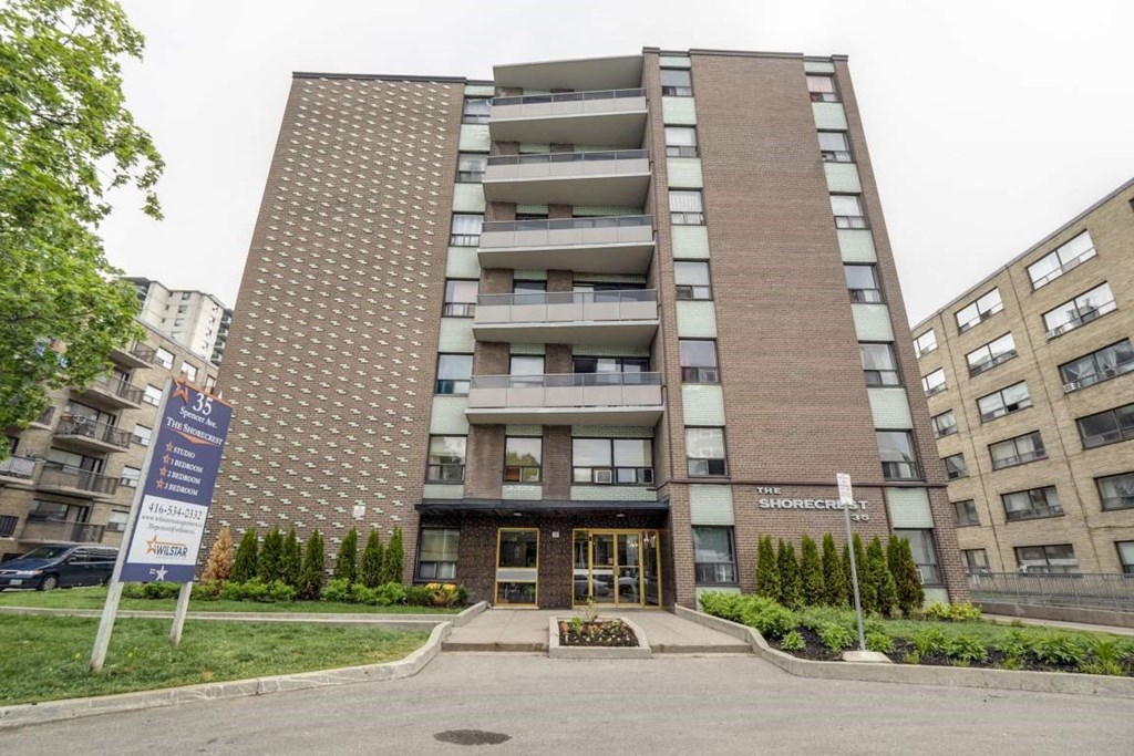 the building in which the apartment is located