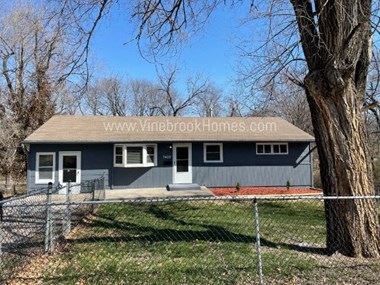 7402 E 85Th Ter 3 Beds Apartment for Rent