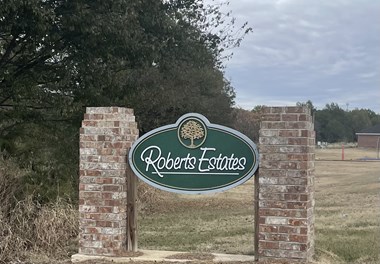 Roberts Estates 3 Beds Apartment for Rent