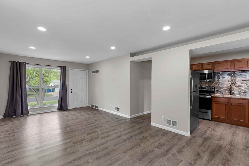 10754 Glen Garry Road 3 Beds House for Rent - Photo Gallery 12