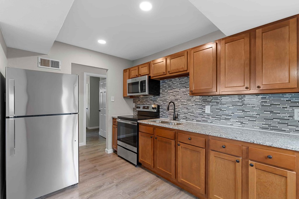 10754 Glen Garry Road 3 Beds House for Rent - Photo Gallery 11