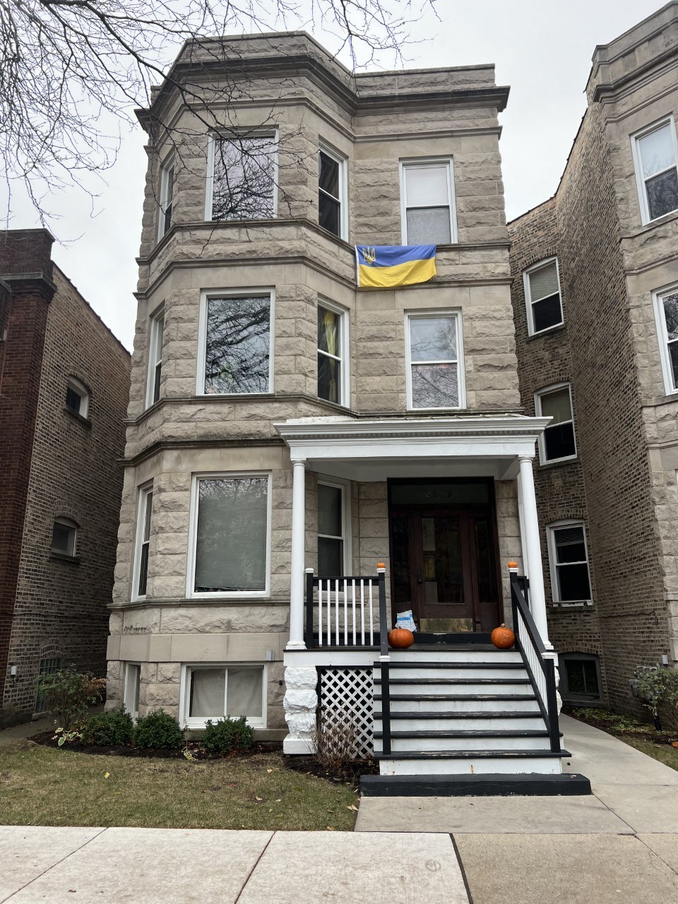 2247 W Giddings Rentals Chicago, IL RentCafe