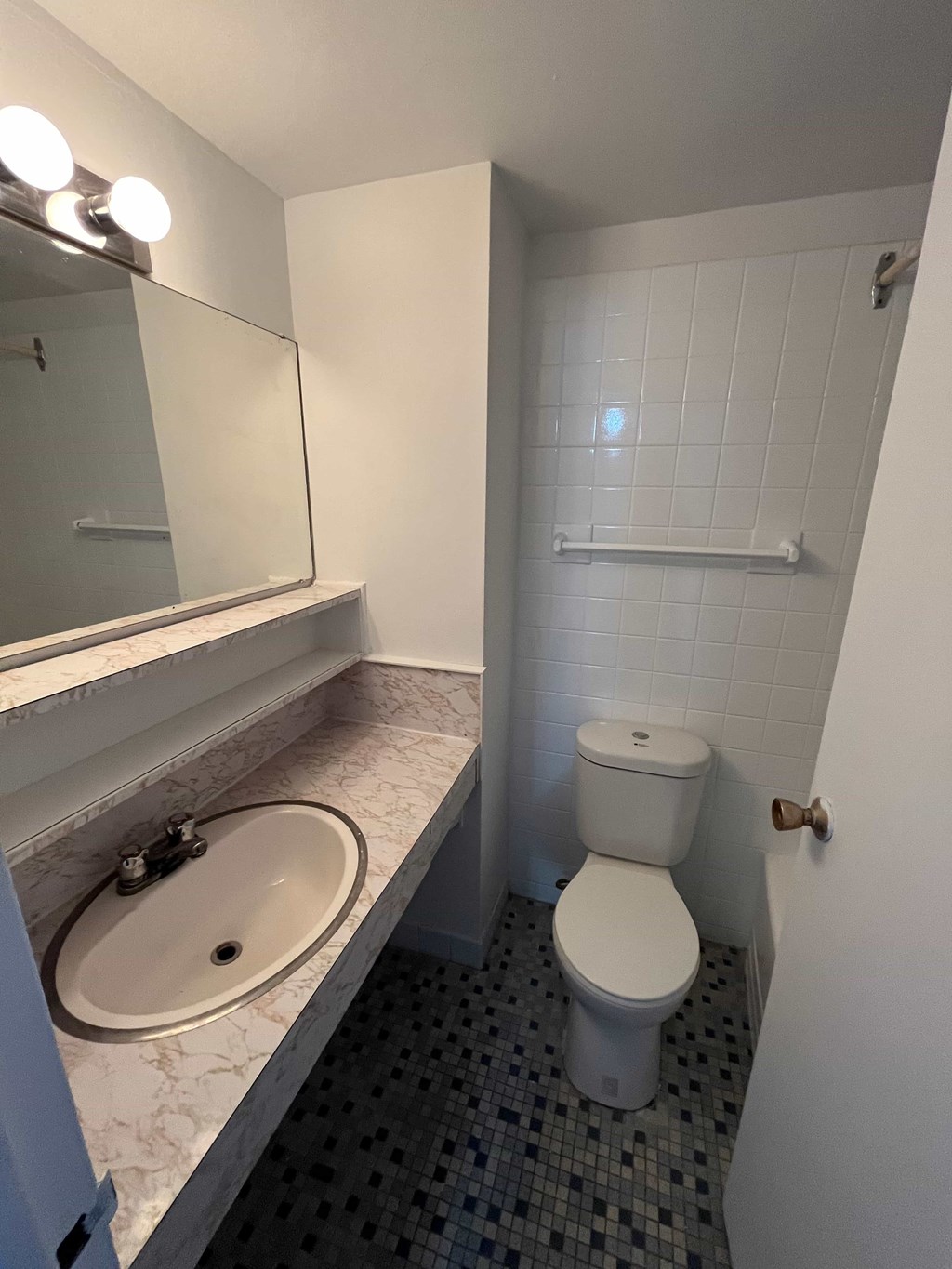 Croydon Apartments, 201 McLeod Street, Ottawa, ON RentCafe