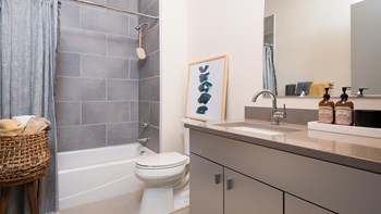 3680 SE 29th Ave Studio-3 Beds Apartment for Rent - Photo Gallery 12