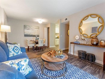 6520 Dorchester Rd 2-3 Beds Apartment for Rent - Photo Gallery 2