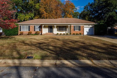 493 Lennox Drive 4 Beds Apartment for Rent