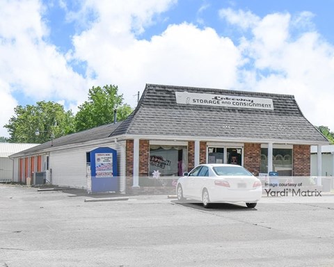 Storage Units for Rent available at 2316 Lakeway Circle, Paris, TN 38242