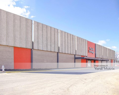 Storage Units for Rent available at 1215 East Shelby Drive, Memphis, TN 38116