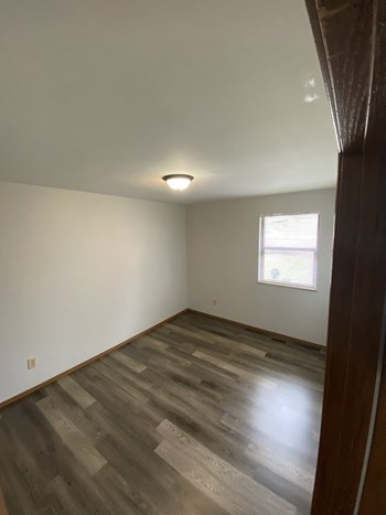 7048 Beulah 3 Beds House for Rent - Photo Gallery 8