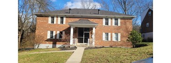 2bd 4 family 1bth 1 car garage