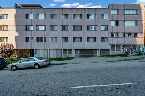 1101 Harwood Street 1 Apartment for Rent