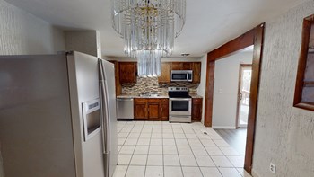 3737 Whitegate 3 Beds House for Rent - Photo Gallery 6
