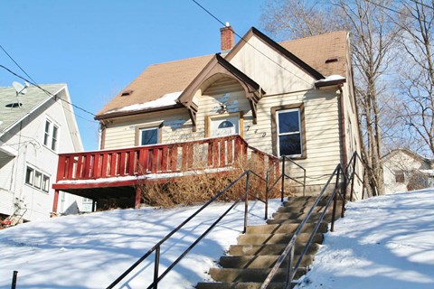 Zz749 Plum St 2 Beds Apartment for Rent