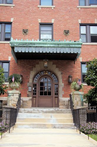 783 Shady Drive East Studio-2 Beds Apartment for Rent
