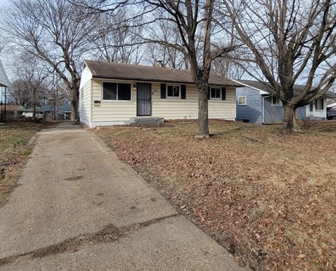 10837 Glen Garry Road 3 Beds Apartment for Rent