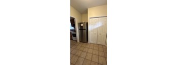 2 Bedrooms, 1 Bathroom