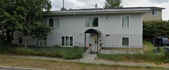 1075 Eagle St. 1-2 Beds Apartment for Rent