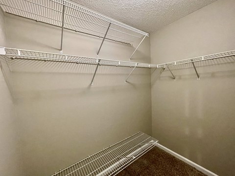 32 Winding Creek Way 3 Beds Apartment for Rent