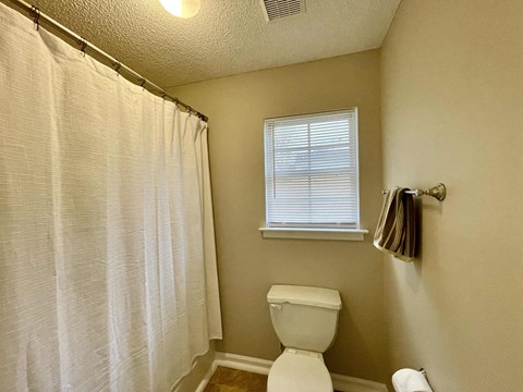 32 Winding Creek Way 3 Beds Apartment for Rent
