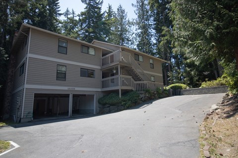 the building where the apartment is located