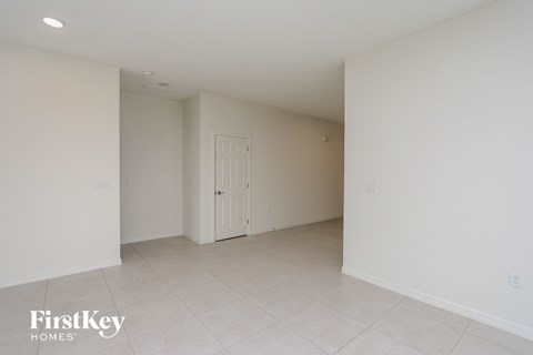 129 Windsor Reserve Drive 4 Beds Apartment for Rent