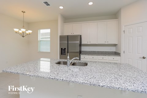 129 Windsor Reserve Drive 4 Beds Apartment for Rent