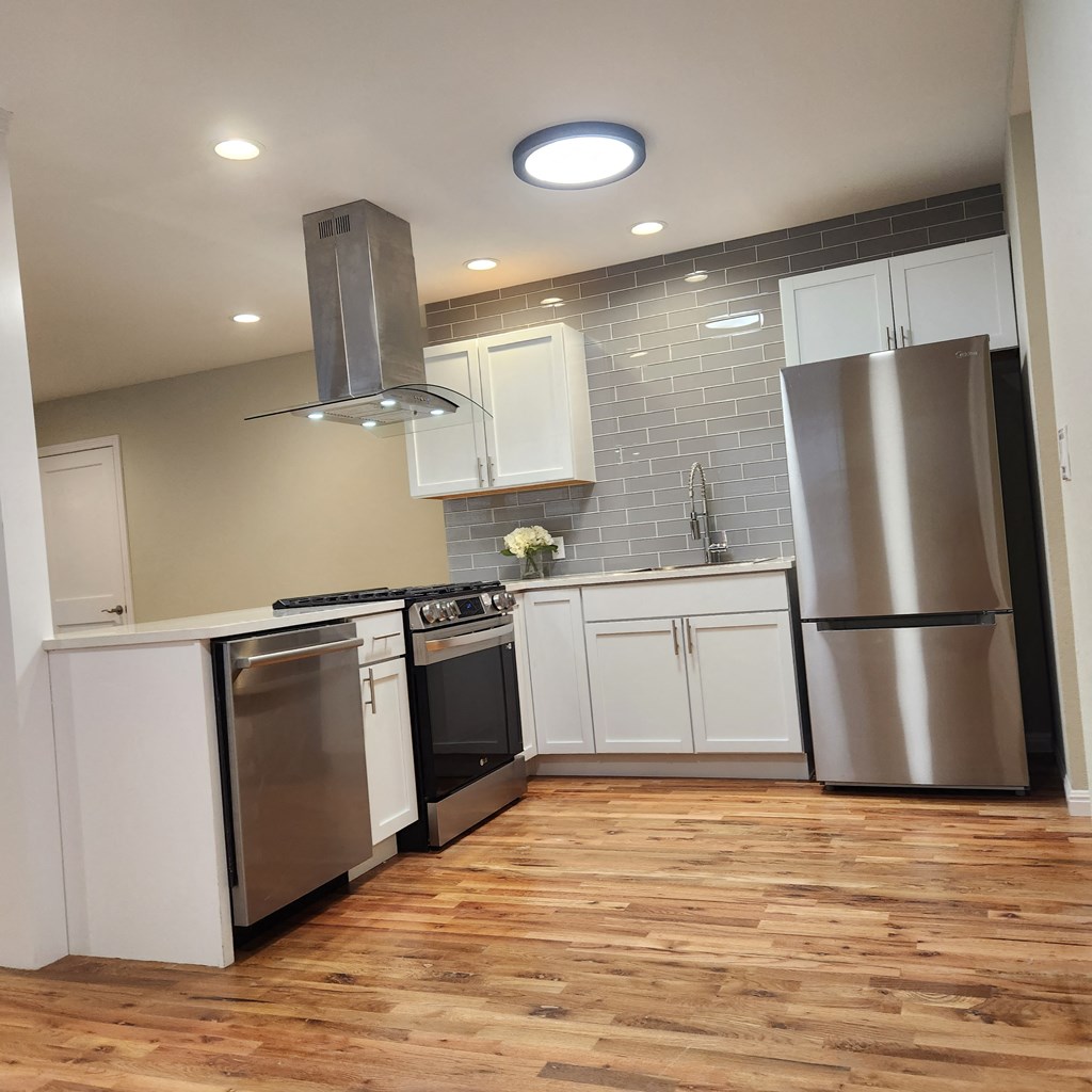 428 W. Mulberry Ave. 2 Beds House for Rent - Photo Gallery 8