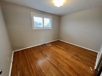 19 Ascot Ave 3 Beds House for Rent - Photo Gallery 2