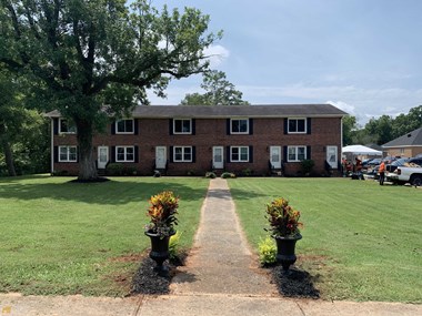 2 Georgia Ave 2 Beds Apartment for Rent