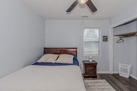1008 Ridgecrest Lane 3 Beds Apartment for Rent