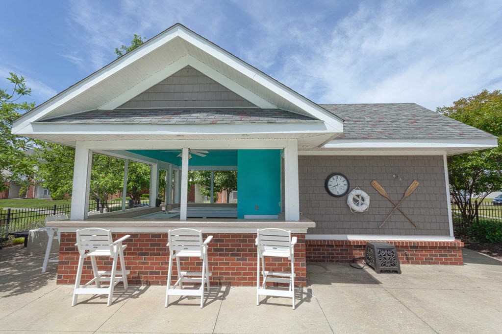 Habour Breeze Suffolk Apartment resort style pool area