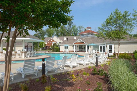 lounge chairs pool-side at 700 Acqua