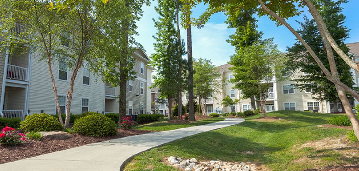 700 Acqua Apartments Newport News, VA 1 & 2 Bedrooms for Rent