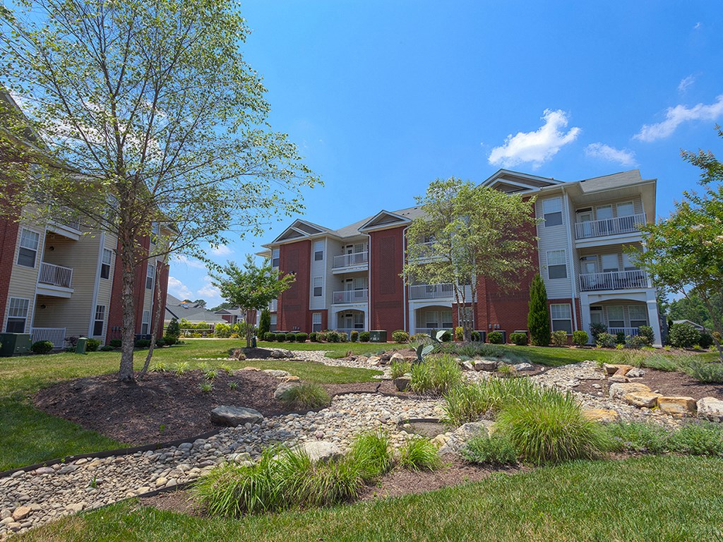 pet friendly outdoor areas